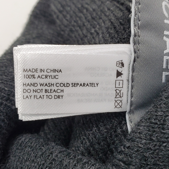 NWT MICHAEL KORS REVERSIBLE HAT & SCARF GIFT SET BLACK & GREY MK LOGO WOMEN OS - Picture 7 of 13